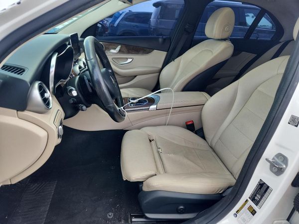 2017 MERCEDES-BENZ C C300