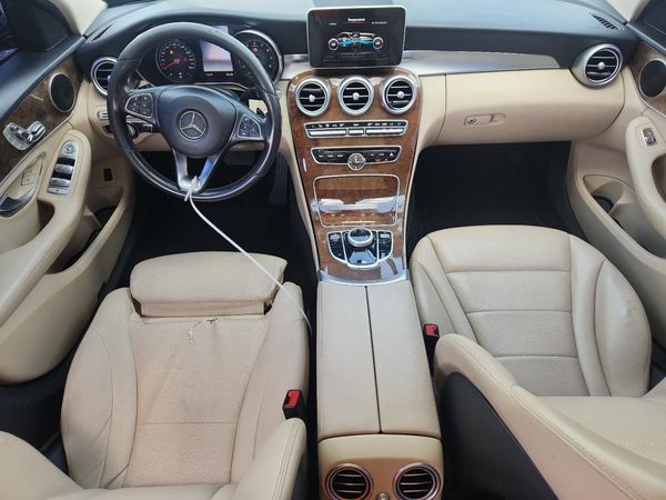 2017 MERCEDES-BENZ C C300