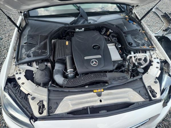 2017 MERCEDES-BENZ C C300