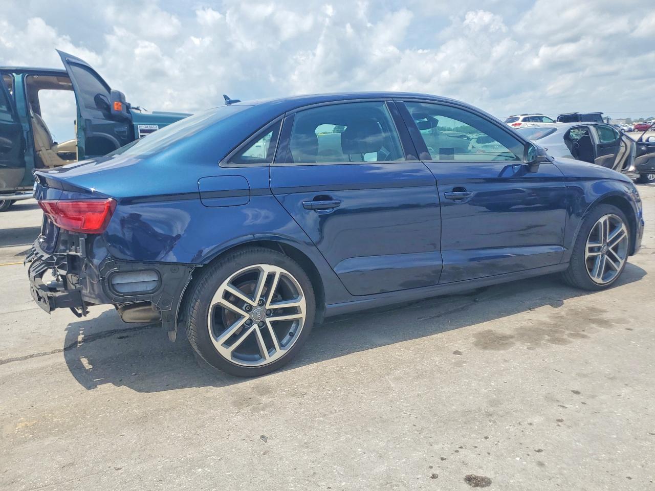 2018 AUDI A3