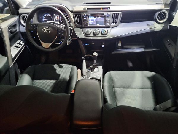 2018 TOYOTA RAV4 LE