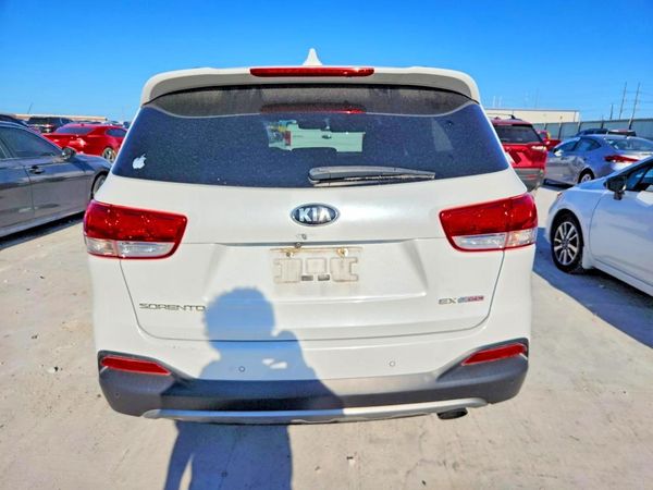 2018 KIA SORENTO