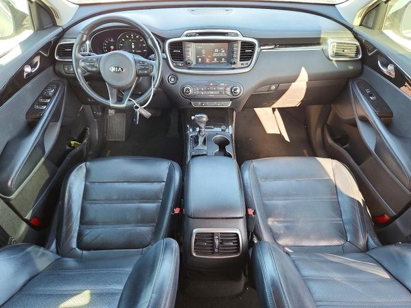 2018 KIA SORENTO
