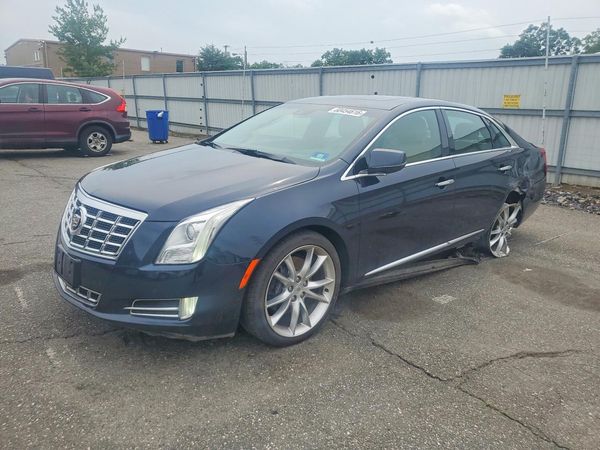 2013 CADILLAC XTS Premium