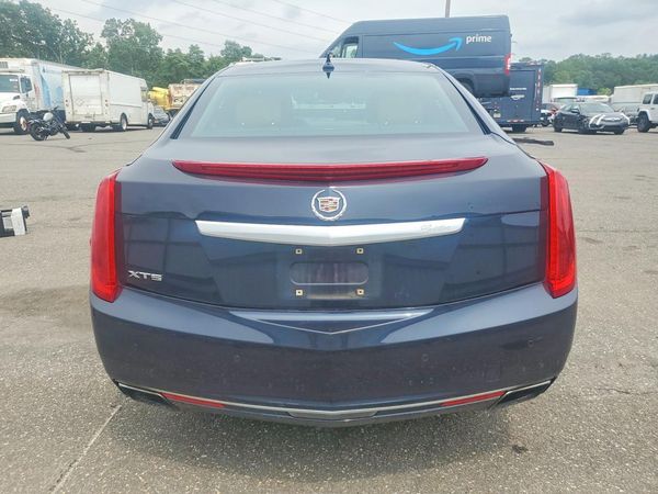 2013 CADILLAC XTS Premium