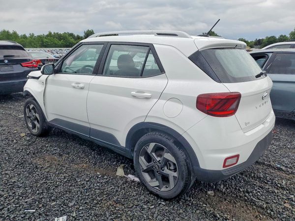 2026 HYUNDAI VENUE SEL, SEL w/ 2-Tone Roof
