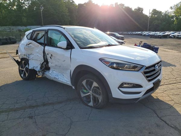 2018 HYUNDAI TUCSON