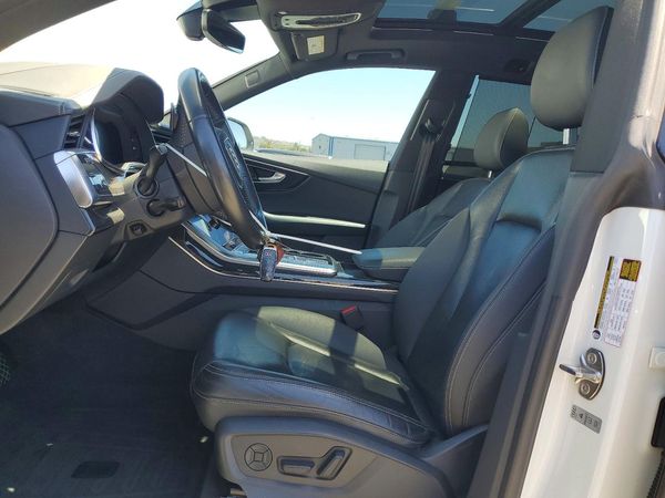 2019 AUDI Q8 S Line quattro Prestige