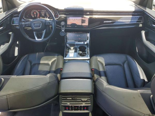2019 AUDI Q8 S Line quattro Prestige