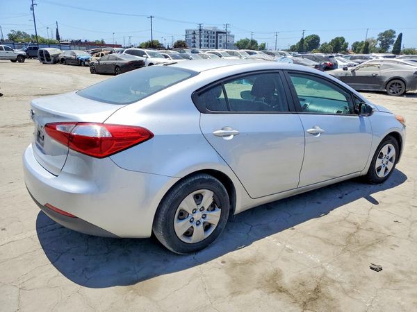2016 KIA FORTE GL (Middle-Low Grade)