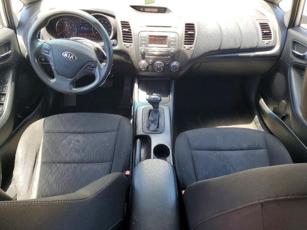 2016 KIA FORTE GL (Middle-Low Grade)