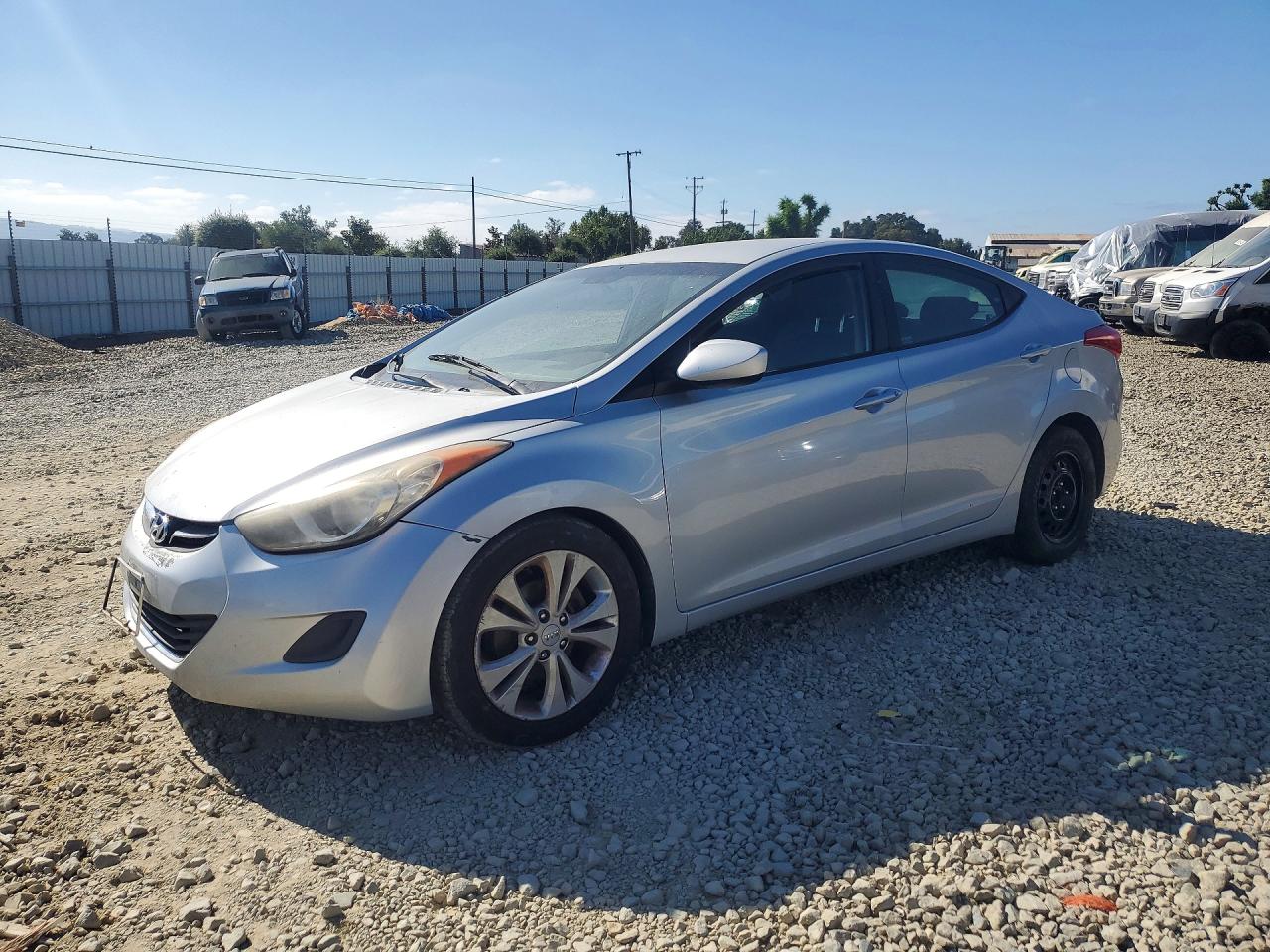 2012 HYUNDAI ELANTRA