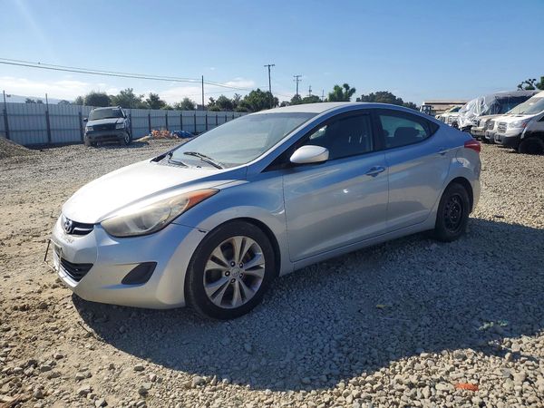 2012 HYUNDAI ELANTRA