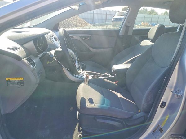 2012 HYUNDAI ELANTRA