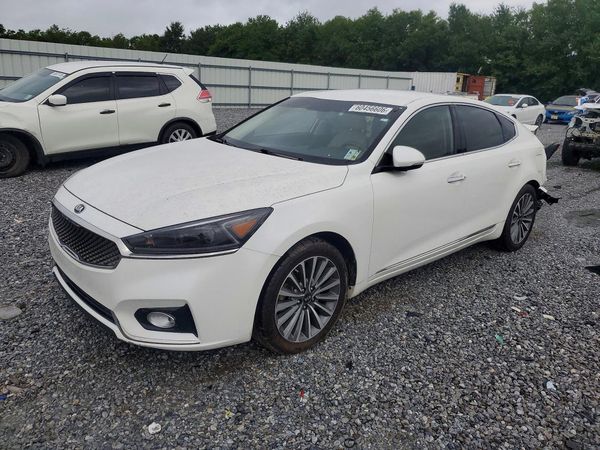 2017 KIA CADENZA Premium