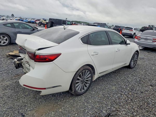 2017 KIA CADENZA Premium