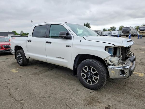 2019 TOYOTA TUNDRA SR5 Grade