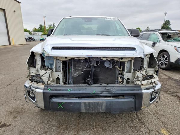 2019 TOYOTA TUNDRA SR5 Grade
