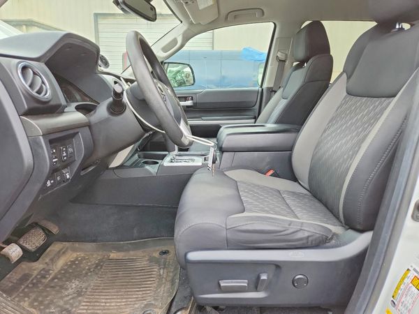 2019 TOYOTA TUNDRA SR5 Grade