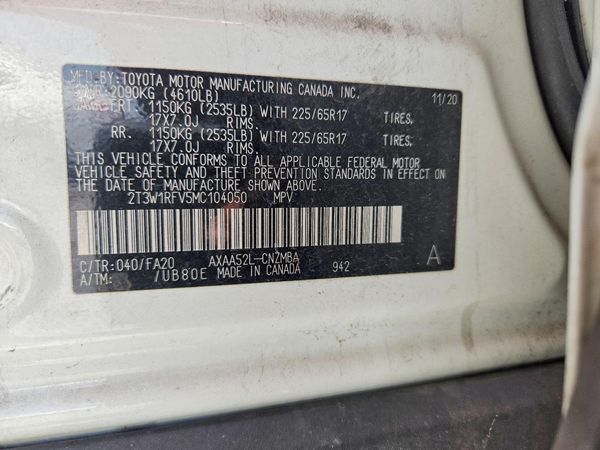 2021 TOYOTA RAV4 XLE