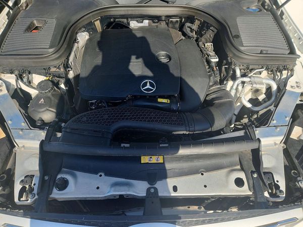 2020 MERCEDES-BENZ GLC GLC300