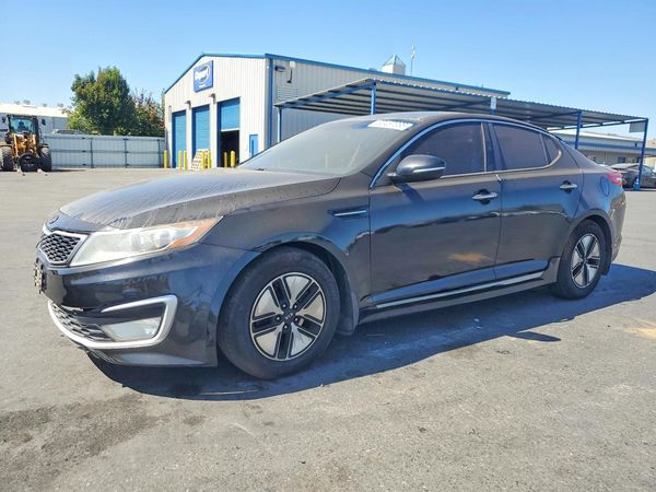 2013 KIA OPTIMA LX