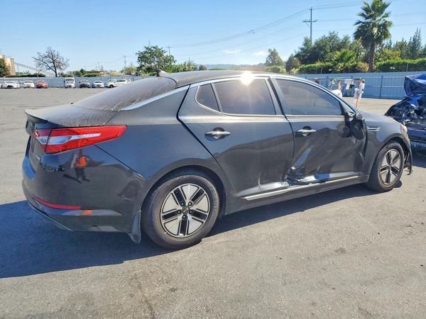 2013 KIA OPTIMA LX