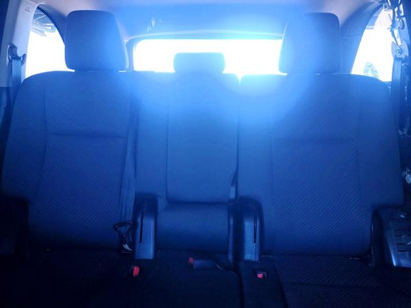 2018 TOYOTA HIGHLANDER LE