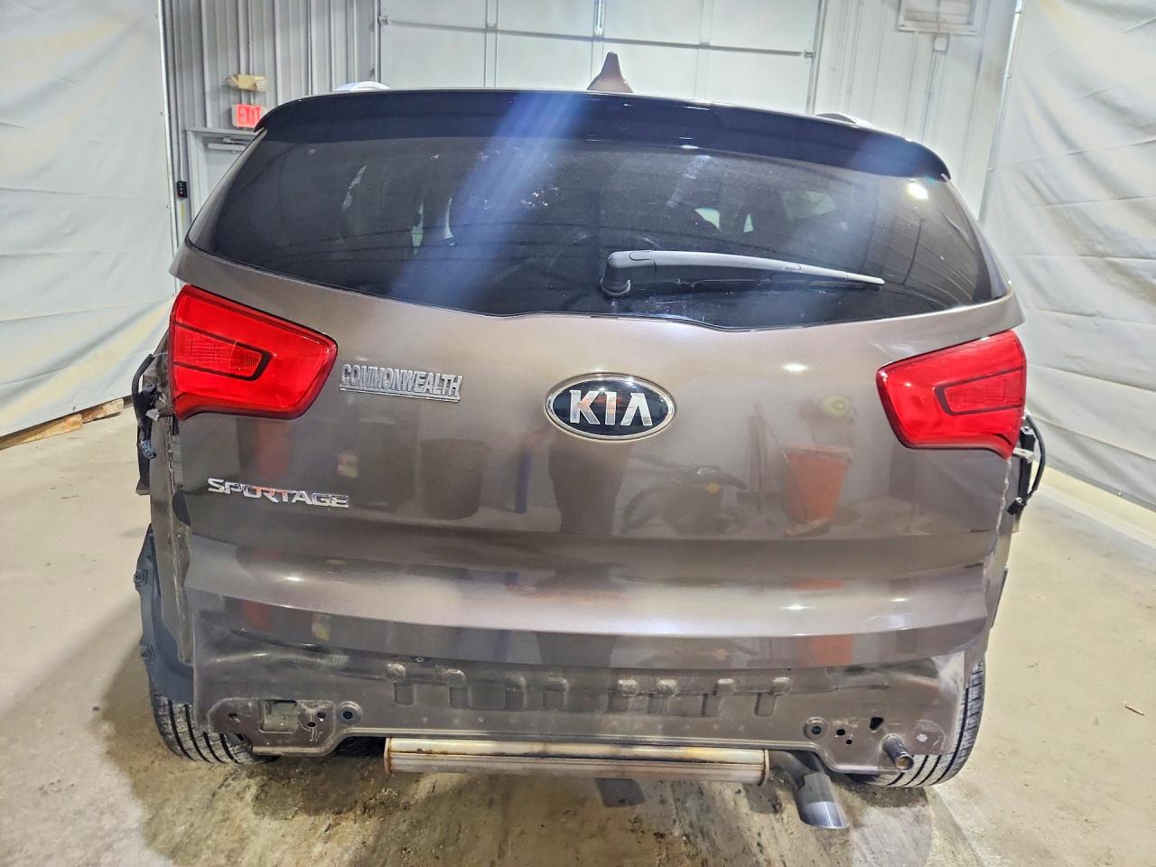 2015 KIA SPORTAGE GL - Middle-low