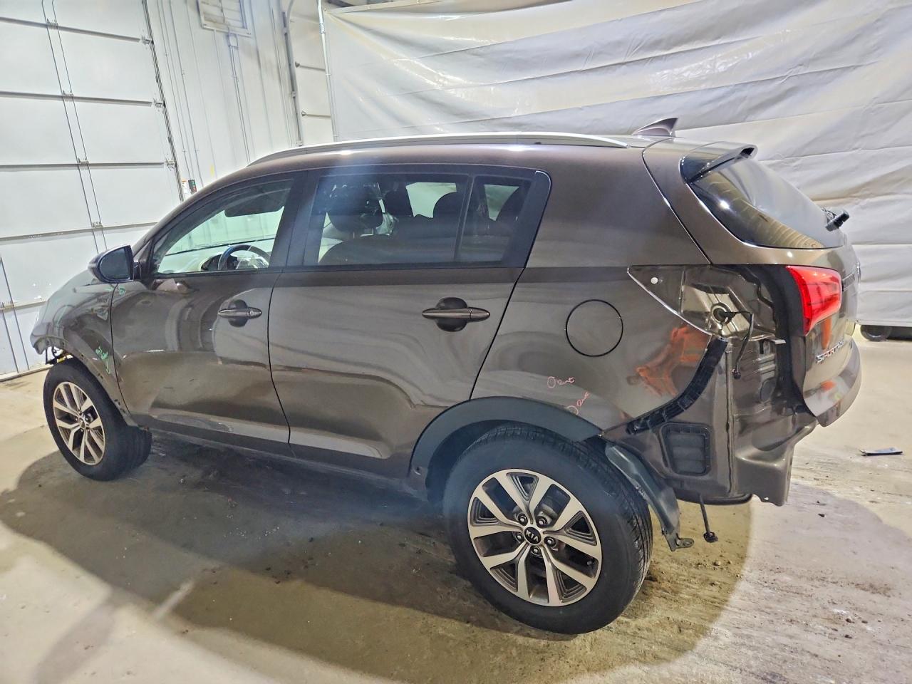 2015 KIA SPORTAGE GL - Middle-low