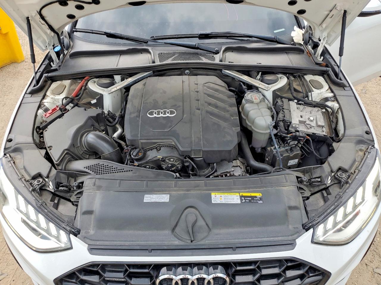 2021 AUDI A4 quattro Premium Plus