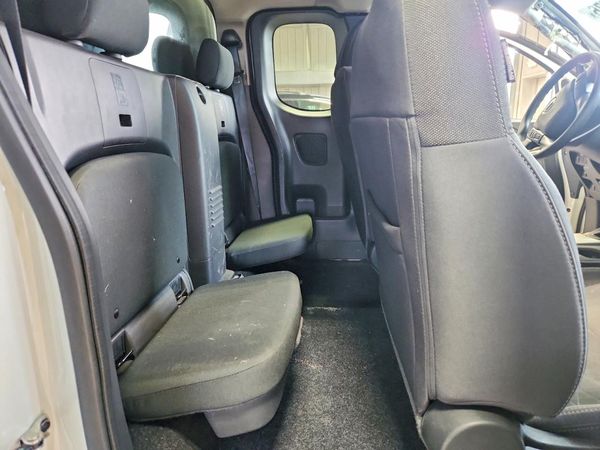 2025 NISSAN FRONTIER