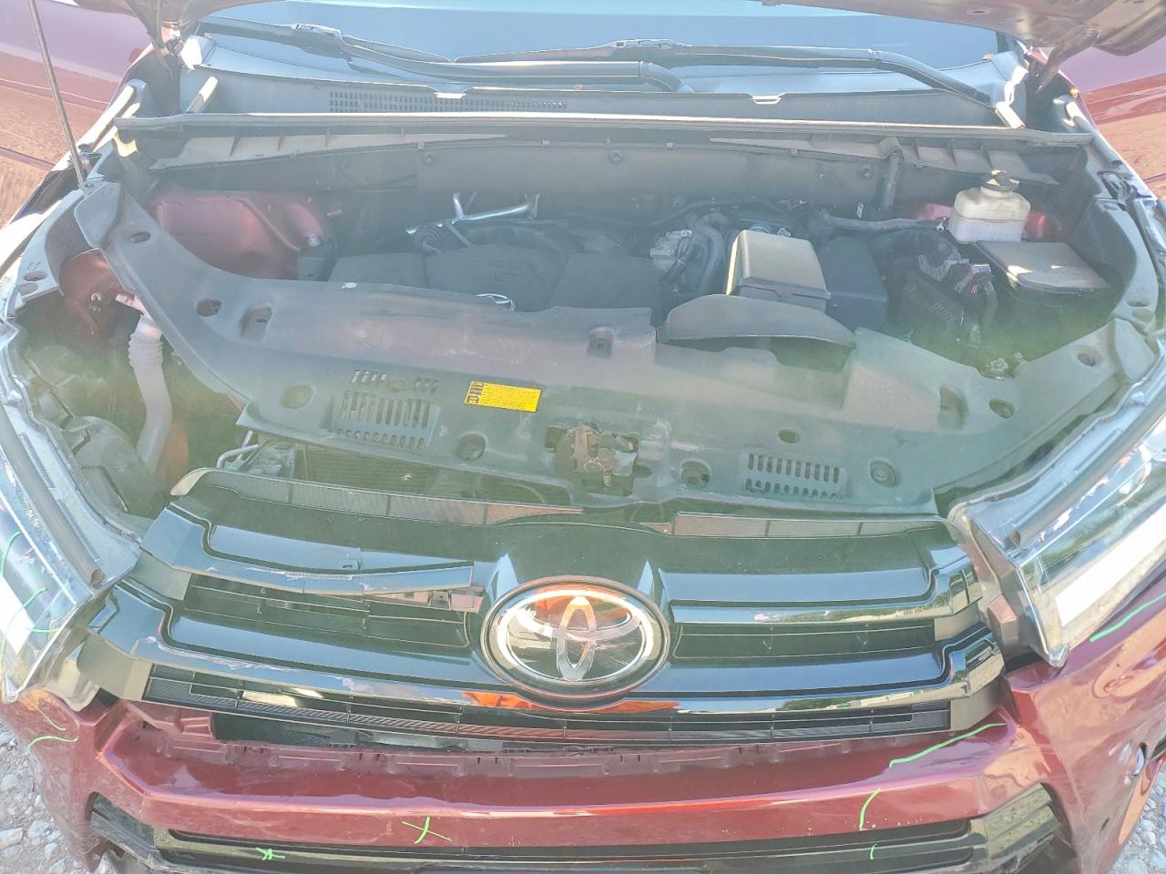 2017 TOYOTA HIGHLANDER SE/XLE