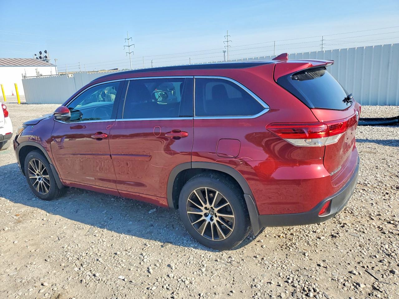 2017 TOYOTA HIGHLANDER SE/XLE