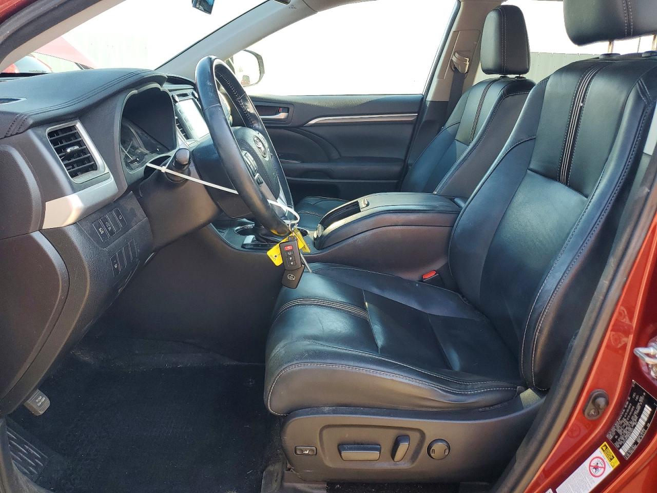2017 TOYOTA HIGHLANDER SE/XLE
