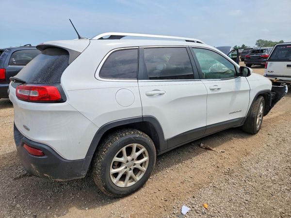 2015 JEEP CHEROKEE LATITUDE FWD