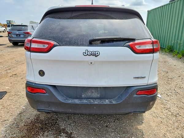 2015 JEEP CHEROKEE LATITUDE FWD