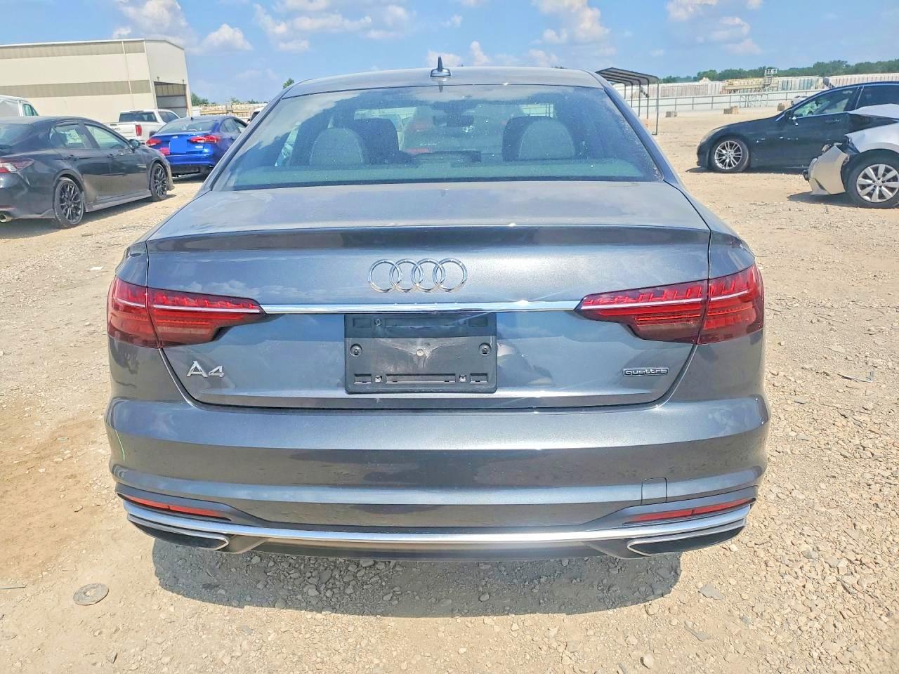 2020 AUDI A4 quattro Premium