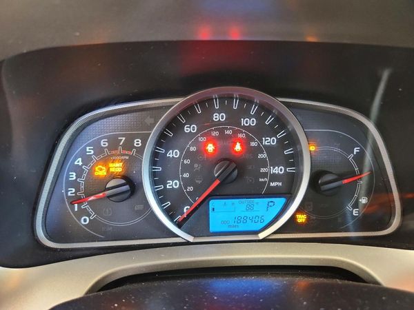2015 TOYOTA RAV4 LE (X Grade)