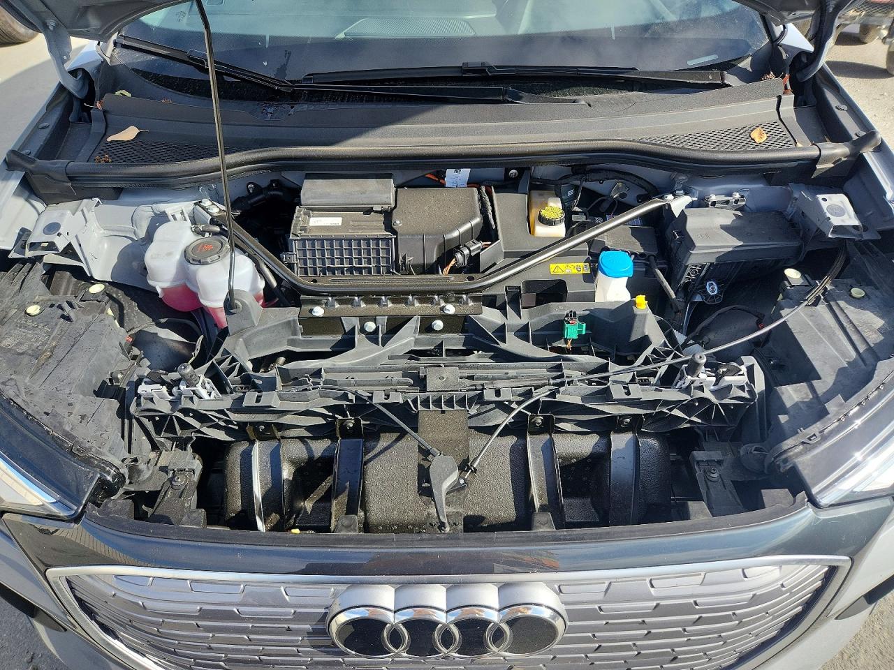 2025 AUDI Q4 E-TRON 45 e-tron Premium