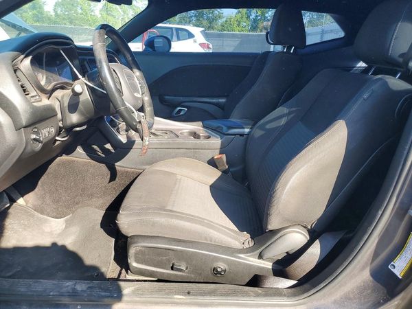 2016 DODGE CHALLENGER SXT