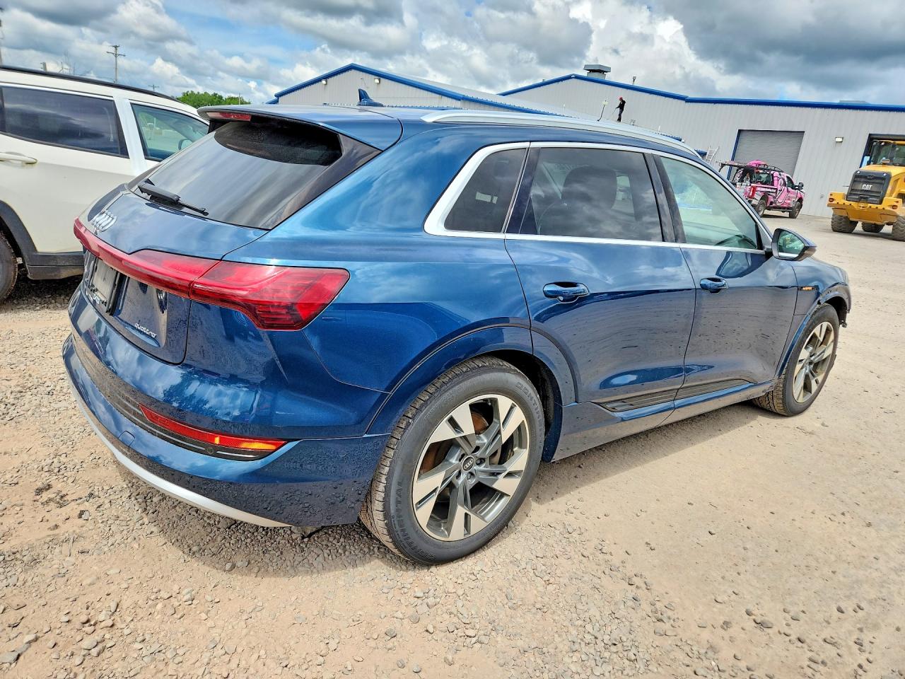 2021 AUDI E-TRON quattro Prestige