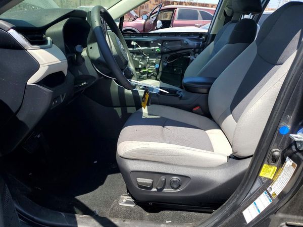 2020 TOYOTA RAV4 XLE HV