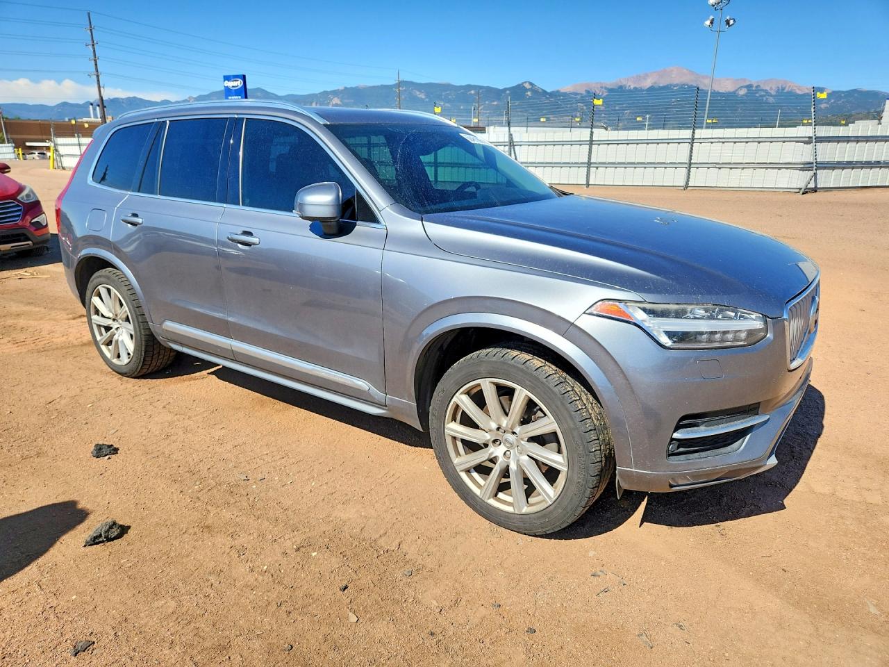 2016 VOLVO XC90
