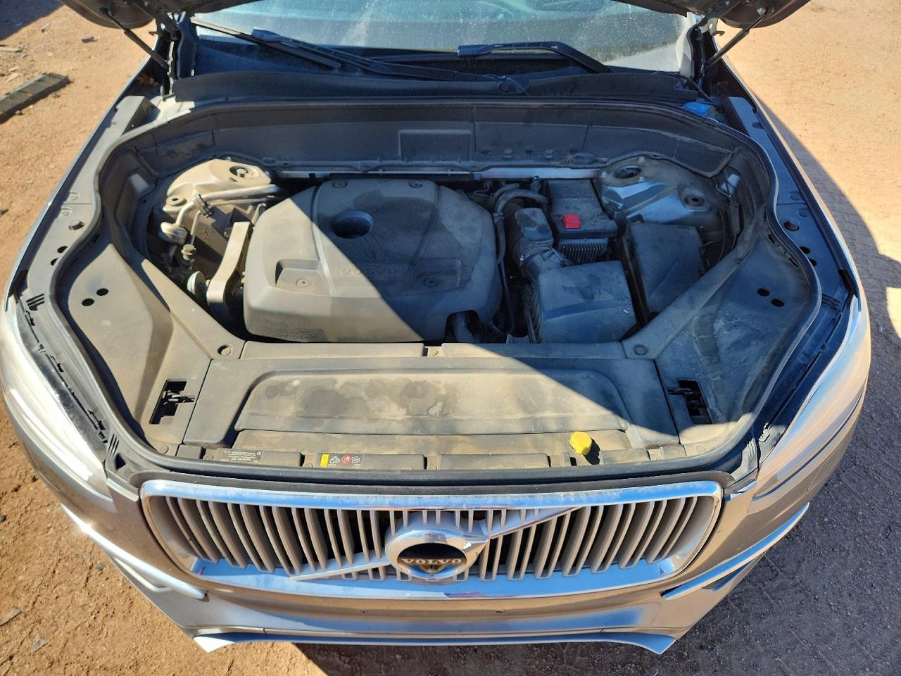 2016 VOLVO XC90