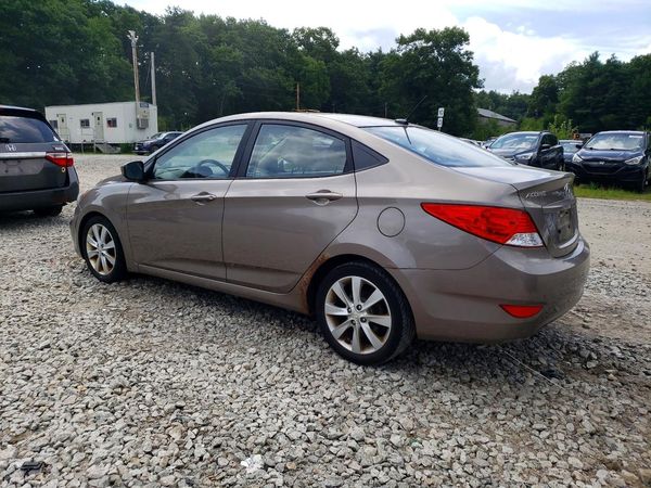 2013 HYUNDAI ACCENT GLS Premium/ SE