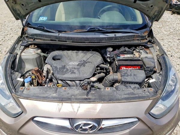 2013 HYUNDAI ACCENT GLS Premium/ SE