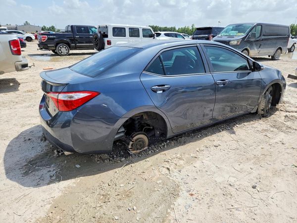 2015 TOYOTA COROLLA