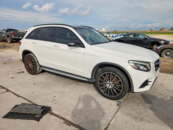 2019 MERCEDES-BENZ GLC GLC300