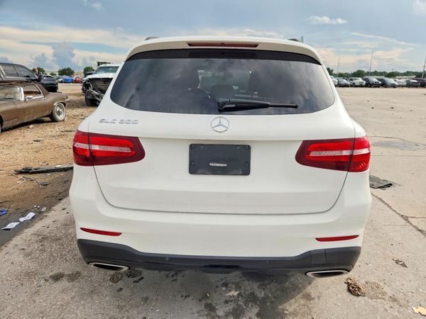2019 MERCEDES-BENZ GLC GLC300